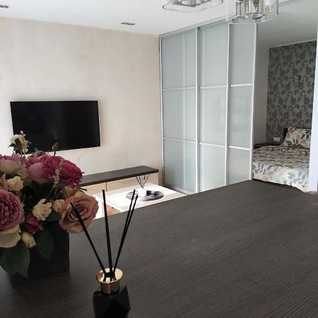 Nikoletos Apartamentai Panevezys Ngoại thất bức ảnh