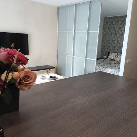 Nikoletos Apartamentai Panevezys Ngoại thất bức ảnh