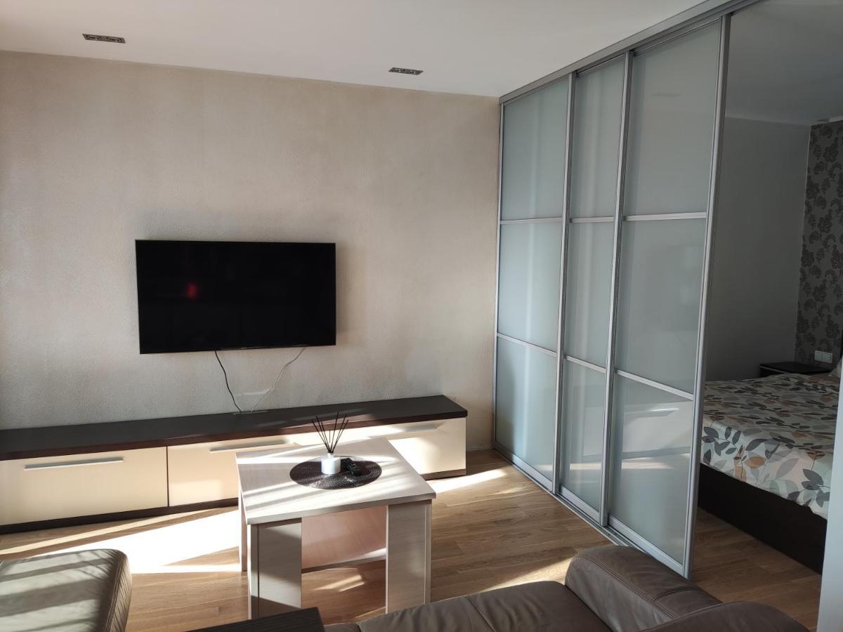 Nikoletos Apartamentai Panevezys Ngoại thất bức ảnh