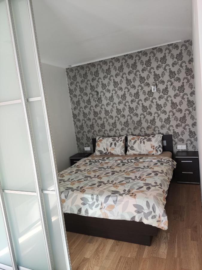 Nikoletos Apartamentai Panevezys Ngoại thất bức ảnh